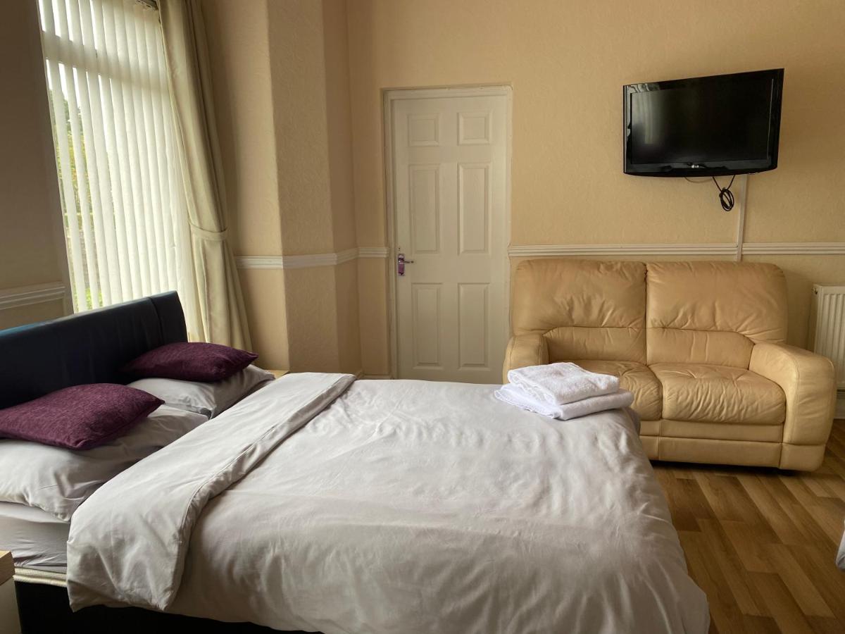 Park View Hotel And Guest House St Helens  Kültér fotó